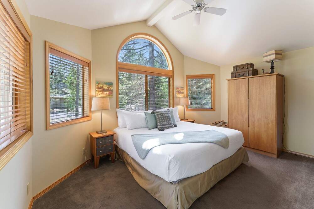 7 Vine Maple 4 Bedroom Home