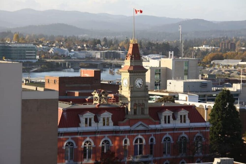 Hotel The Emperor at the Juliet - Image 1