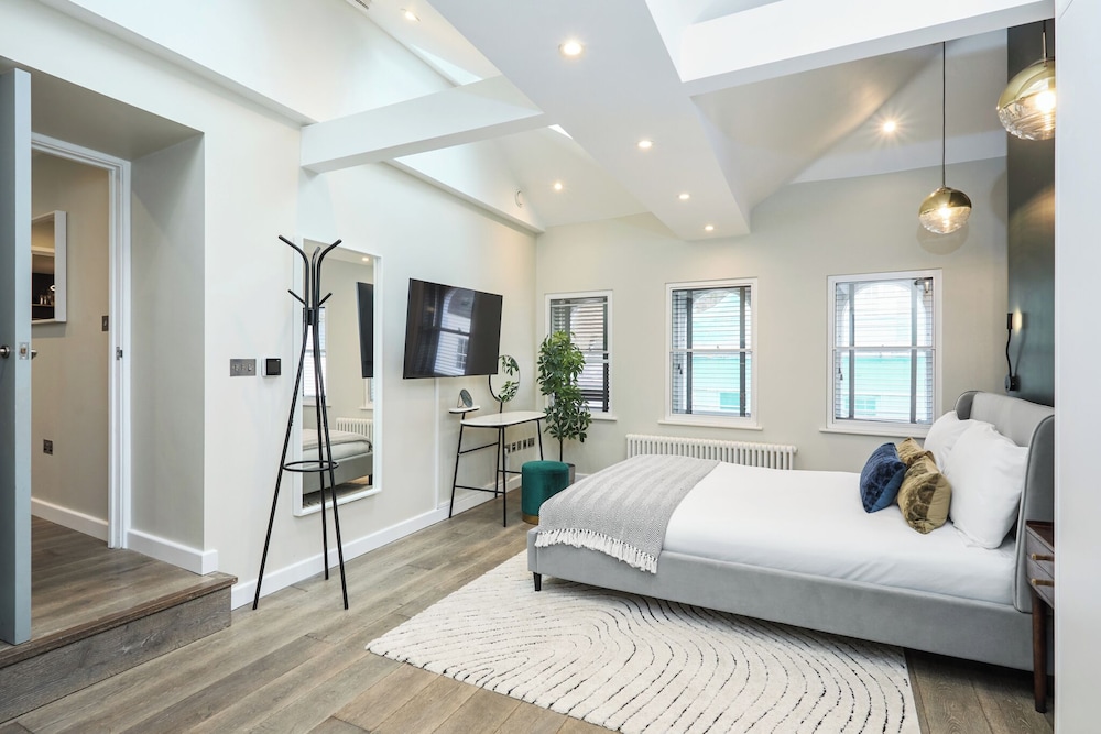 Be London - The Chinatown Residences