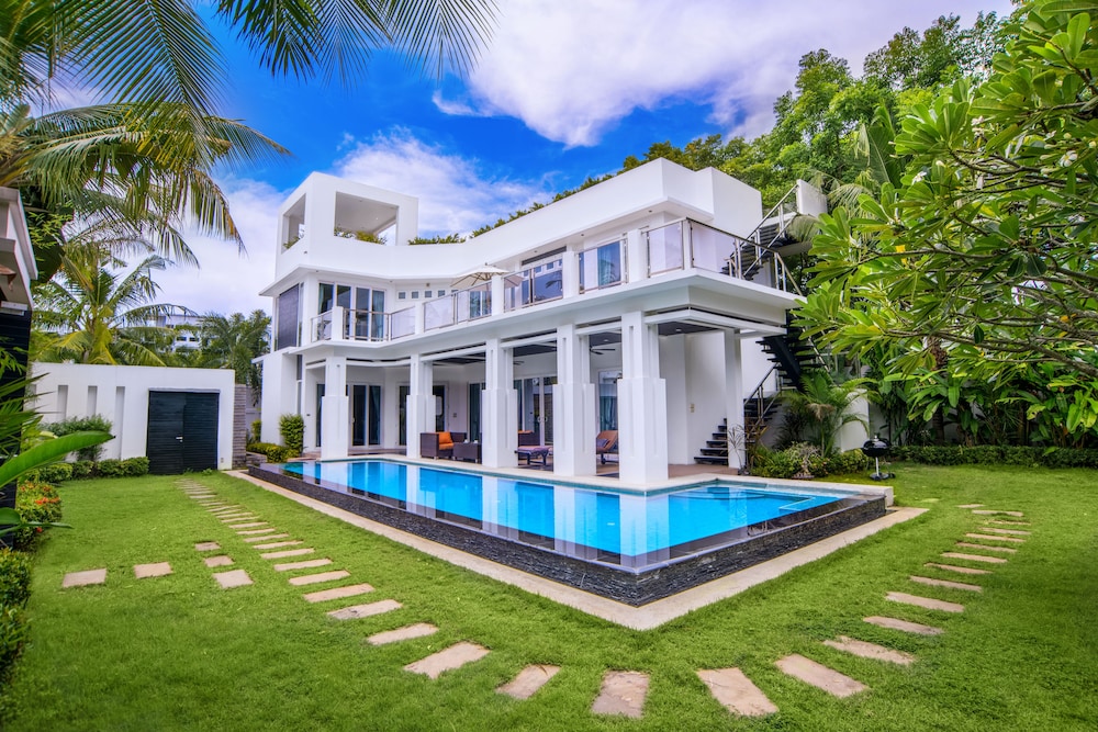 Hollywood Pool Villa Jomtien Pattaya