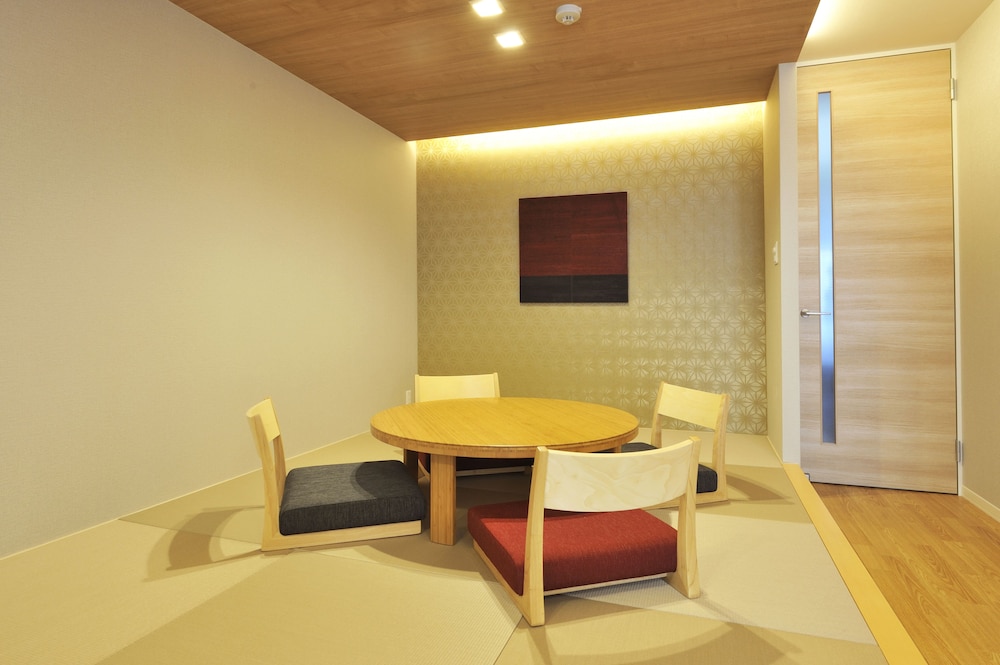 RakutenSTAY×Shamaison Osaka Dekijima Station