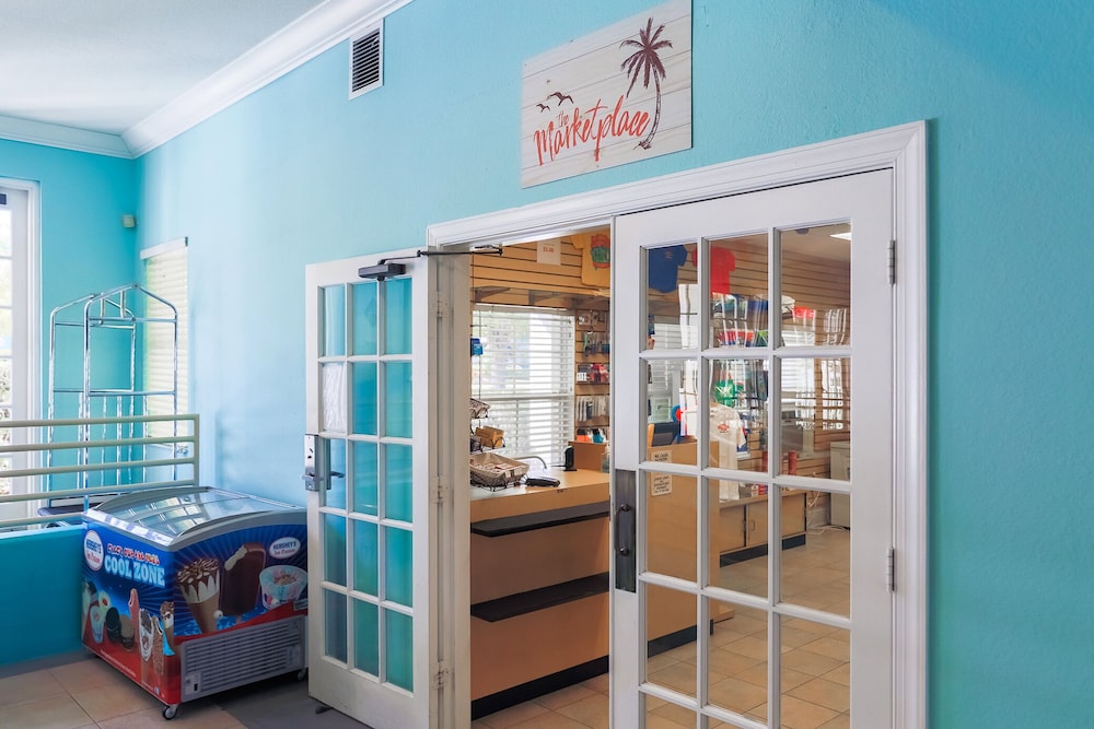 Family Ties At Bahama Bay - Image 5