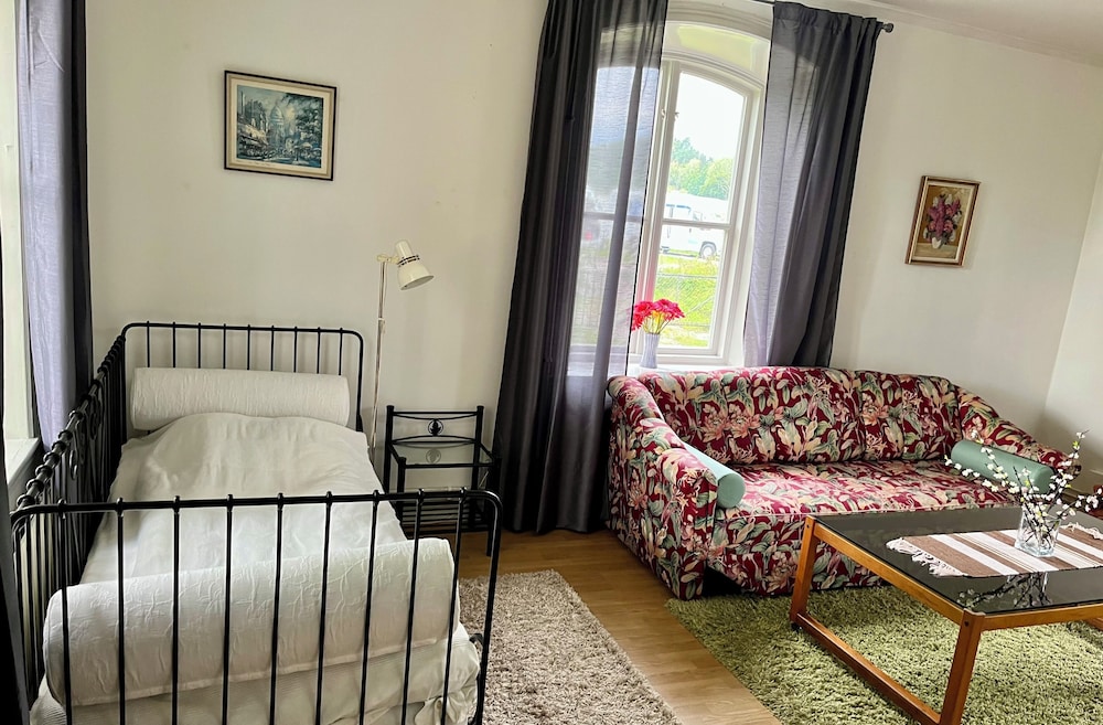 Skeppsdockans Camping & Vandrarhem