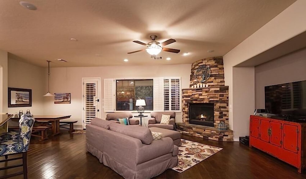 Palm Valley By Signature Vacation Rentals