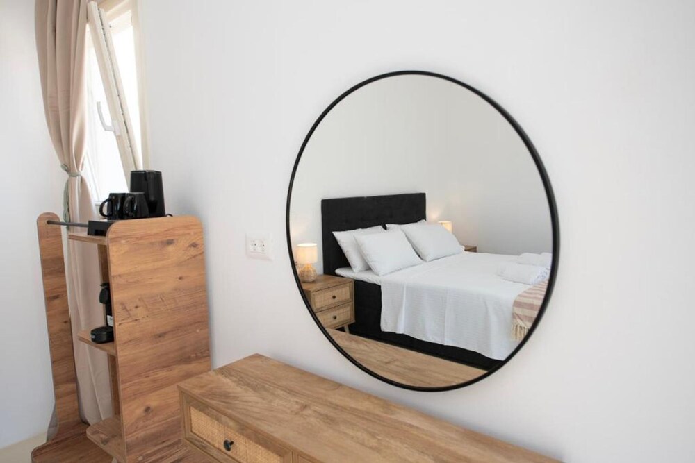 Adyton Luxury Suite Mykonos Tranquil Escape