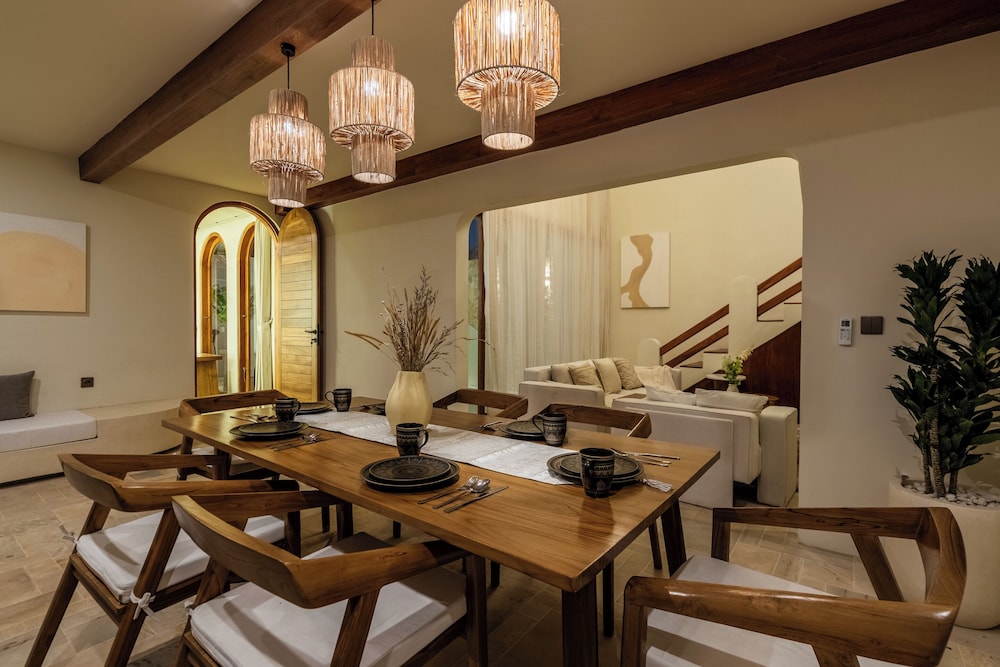 3BR Luxe Pool Villa Anaya