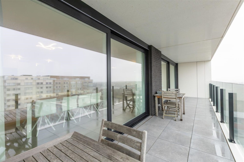 Spacious New-build Apartment With Large Terrace