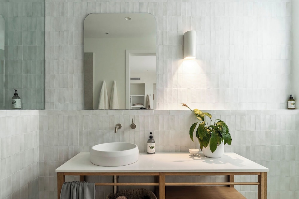 Rubus Residences, Berry - by Linnaeus Collection