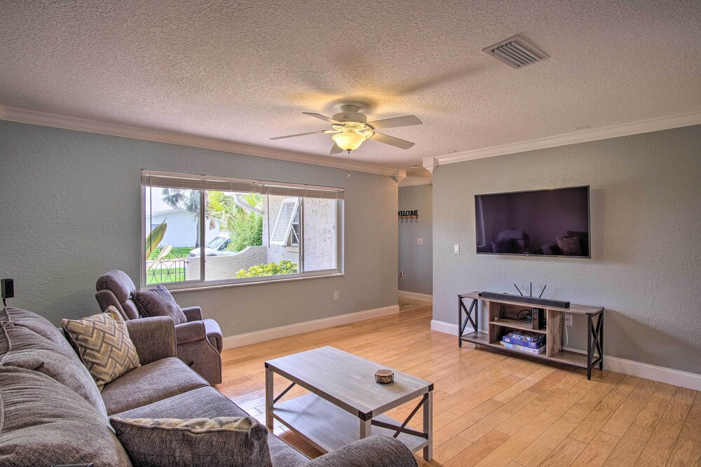 Sunny Canalfront Getaway, 8 Mi to Cocoa Beach view 3