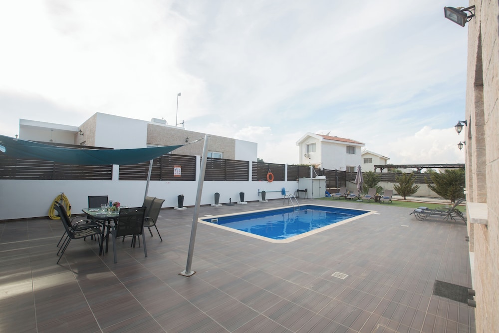 Protaras Holiday Villa Gd42 view 2