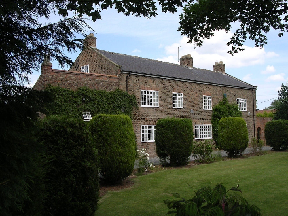 Manor Guest House
