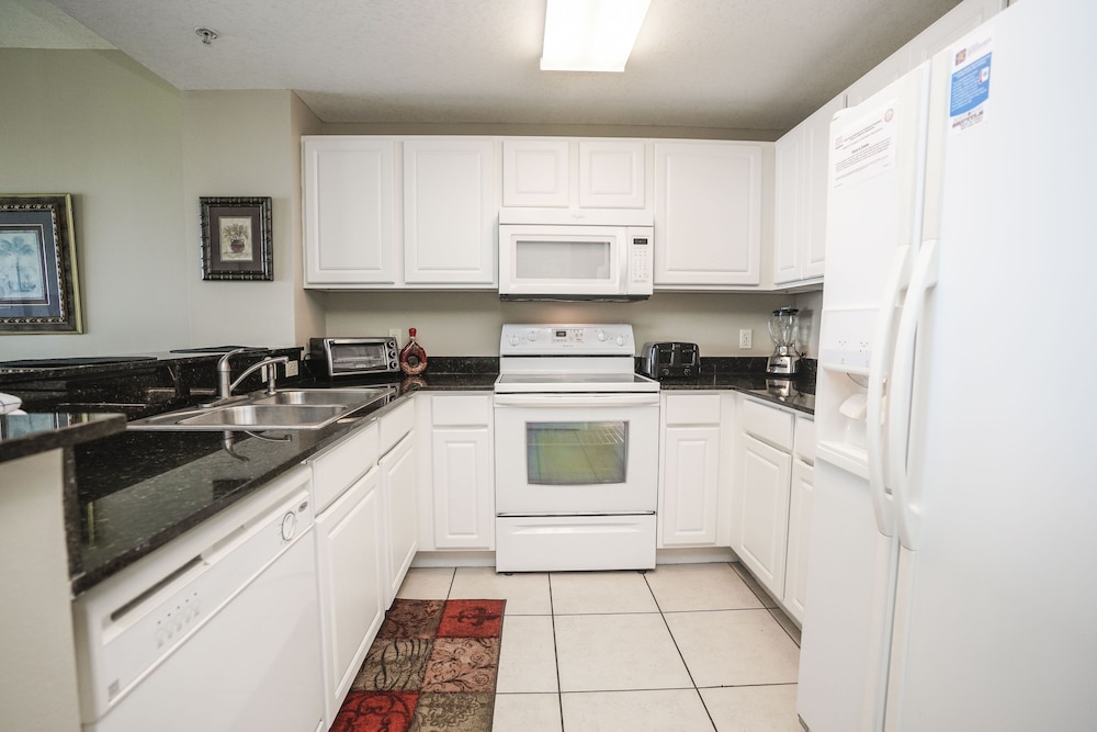 Calypso Beach Resort by Panhandle Getaways