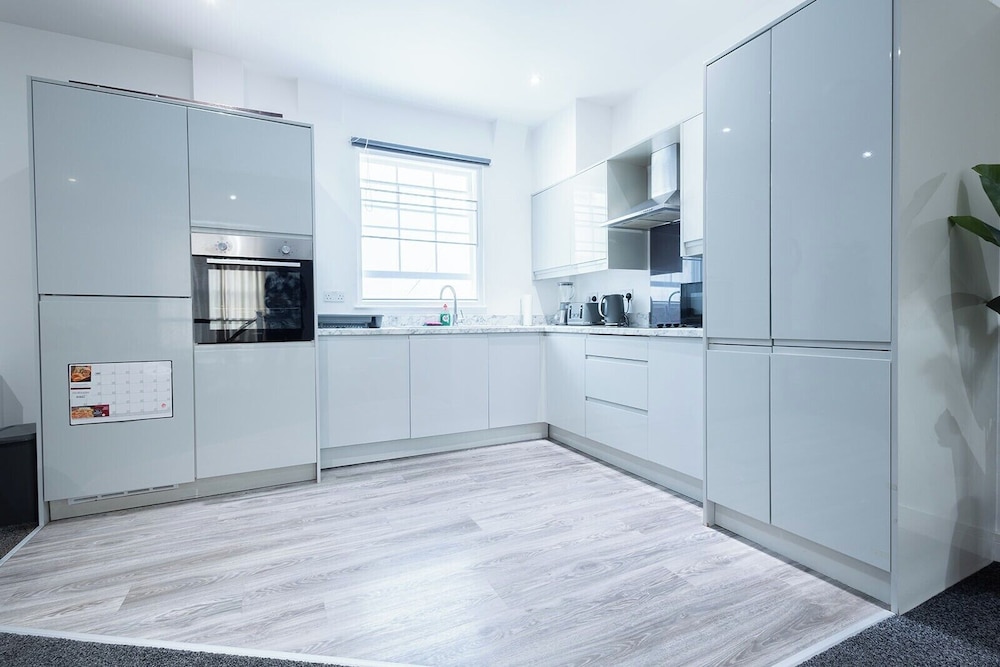 Sunrise Haven in Kent 2 bed Apartment Sleeps 7