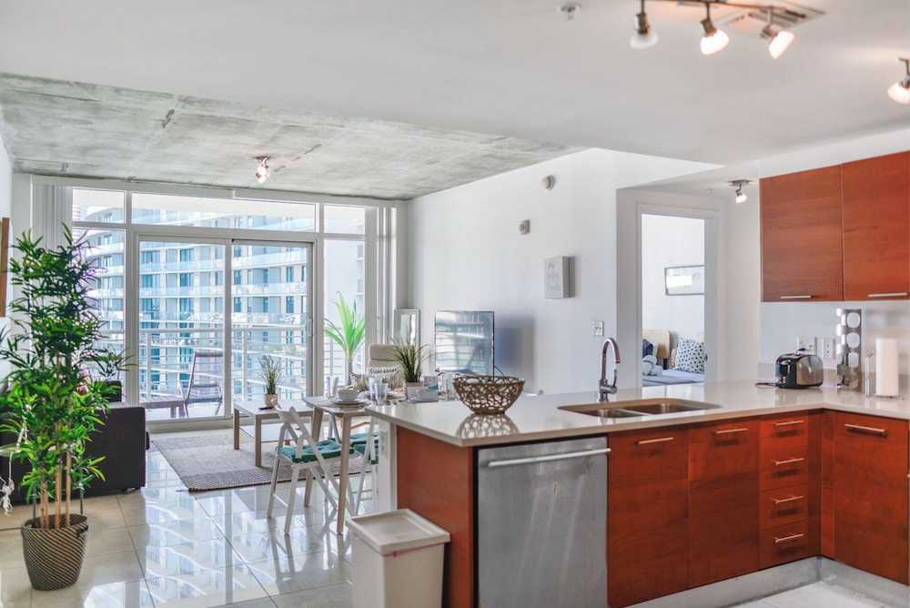 Stylish Condos in Midtown Miami