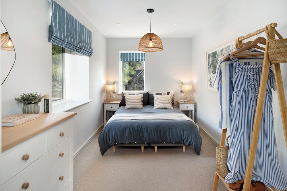 Bovisand Harbour by Smart Welcomes