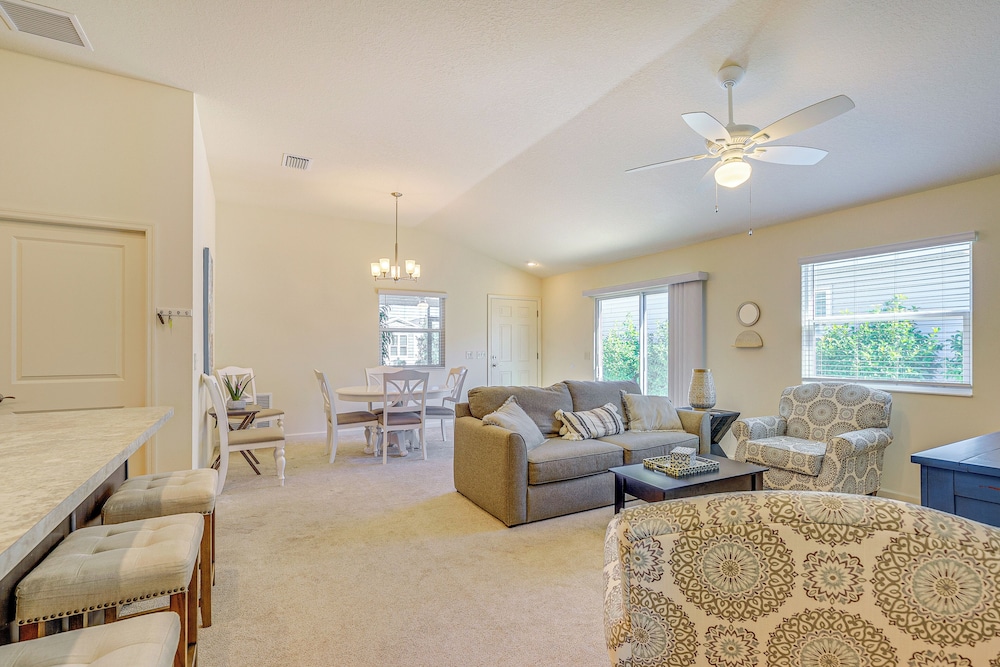 Golf, Shop & Unwind: Lovely Home in The Villages!