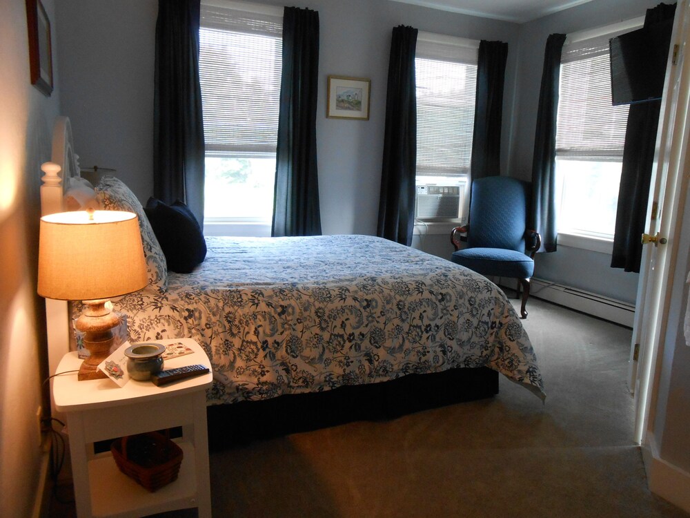 Lakeview Inn