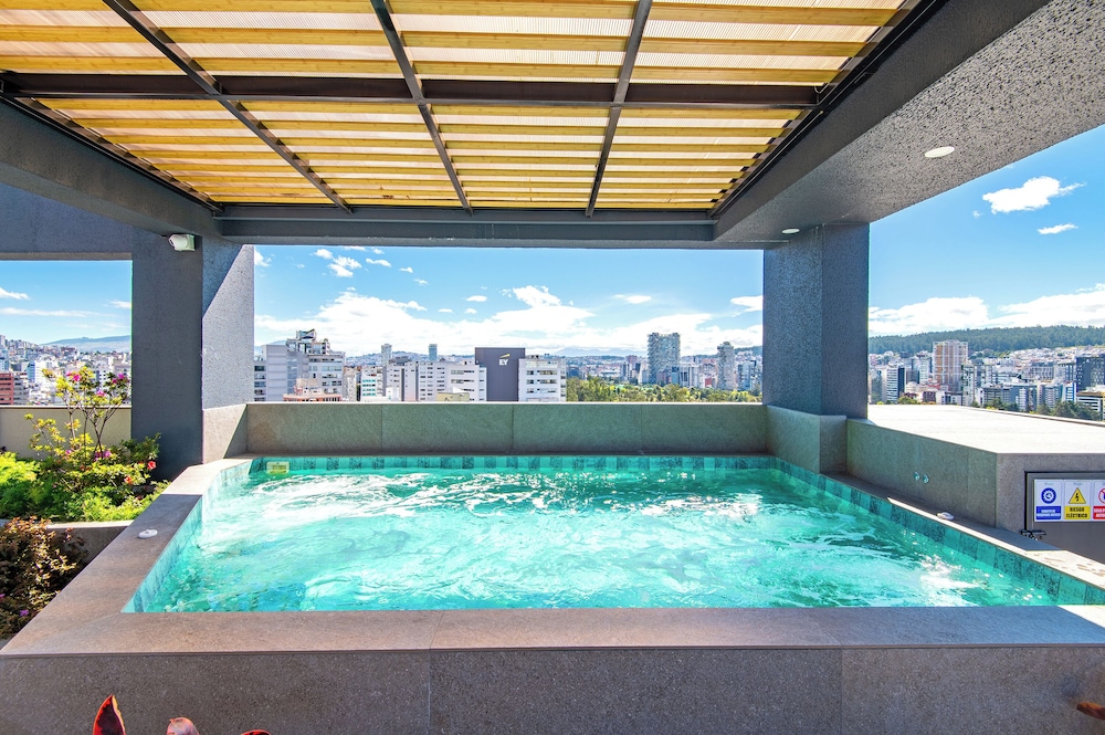 Edificio Efyra by Host Ecuador