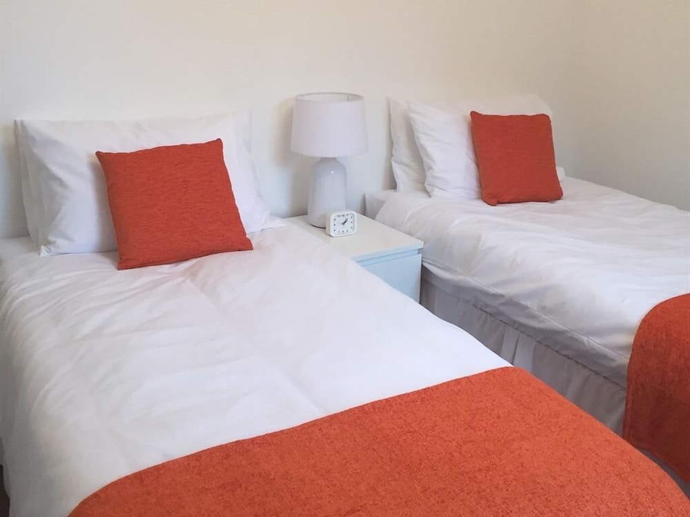 Beddoe Apartments