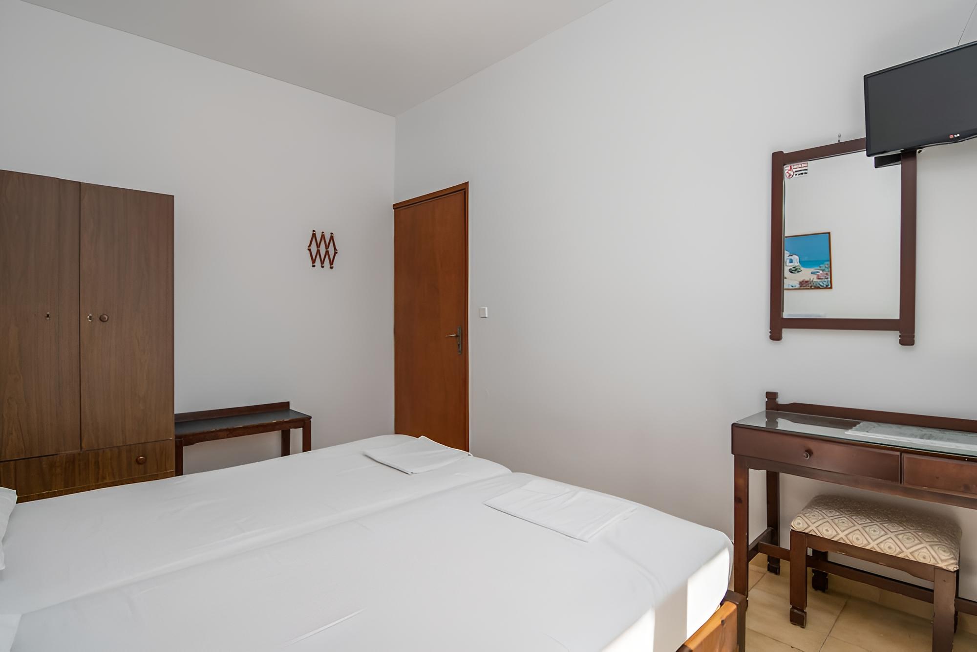 Tilemachos Rooms & Studios