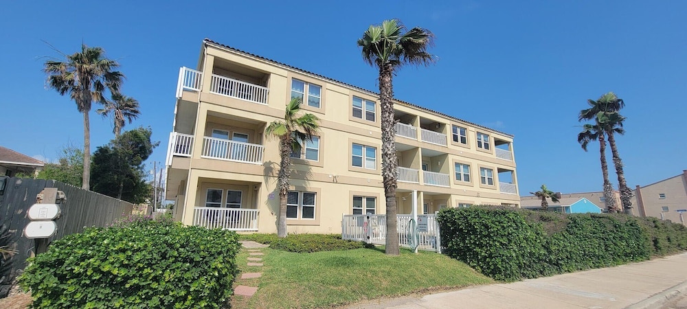 Cora Lee Beachview 2 Bedroom Condo