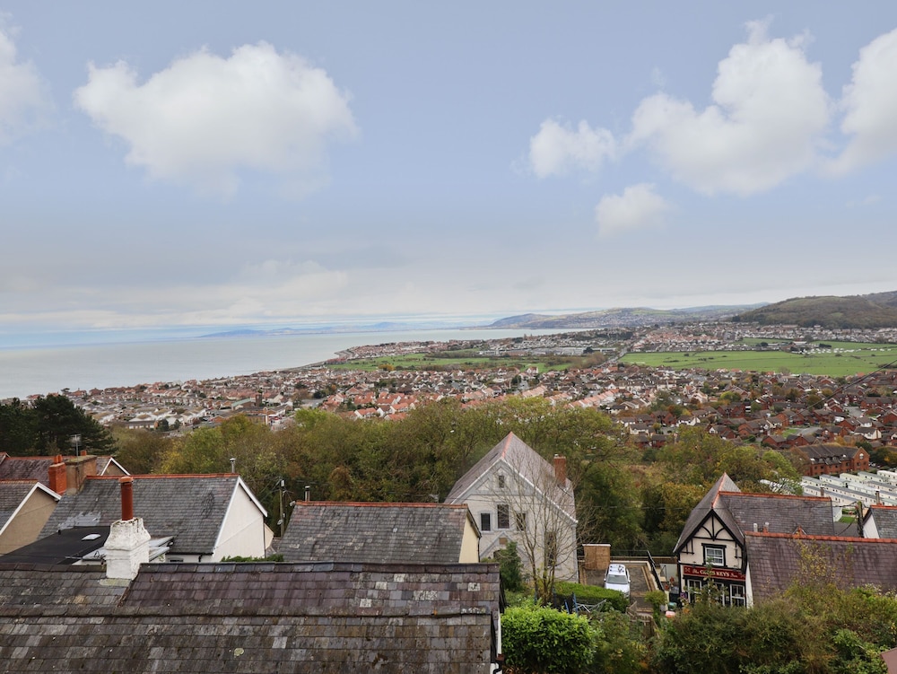 Craiglwyd Bach