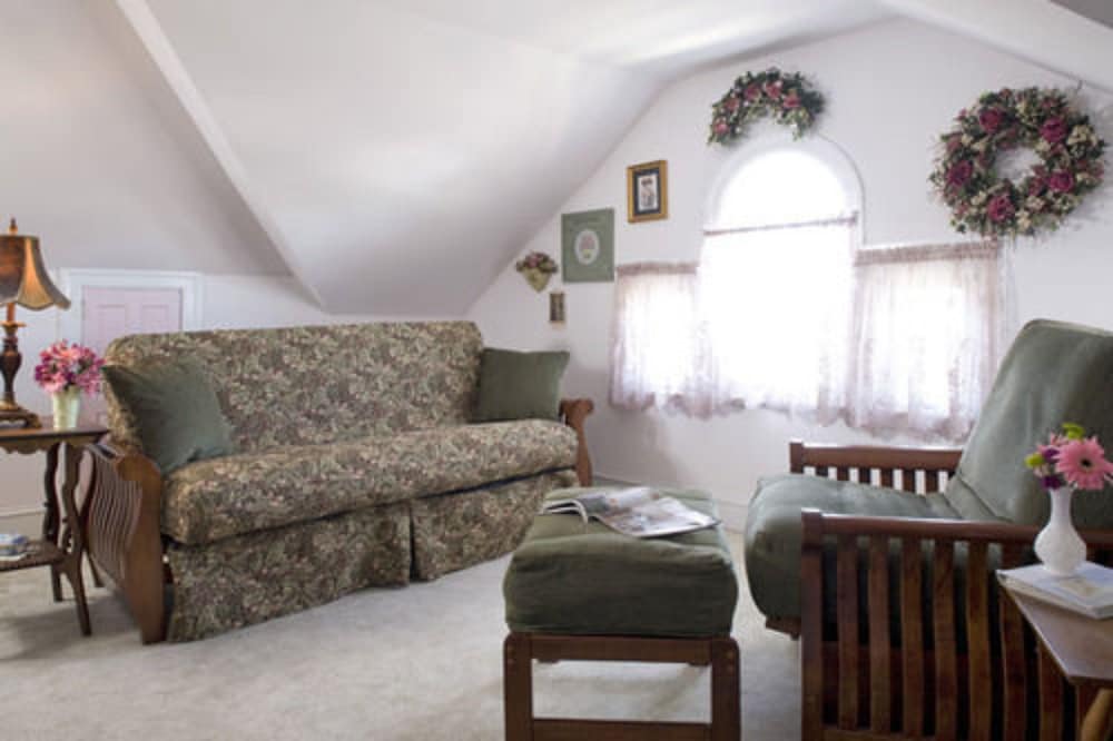 The Bayberry Inn