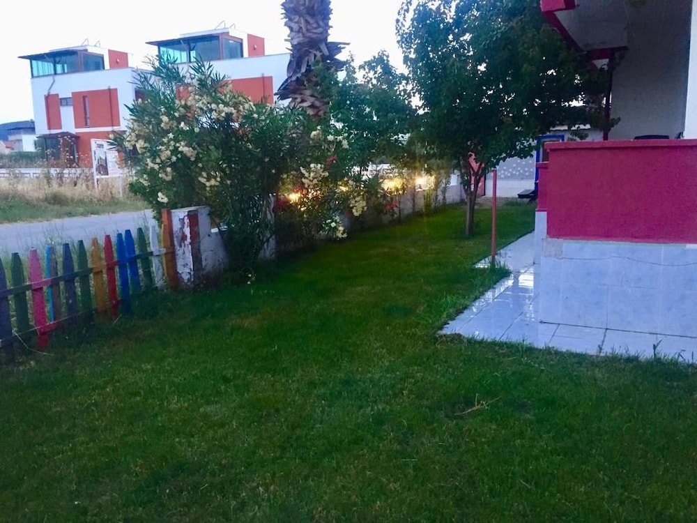 Photo 16