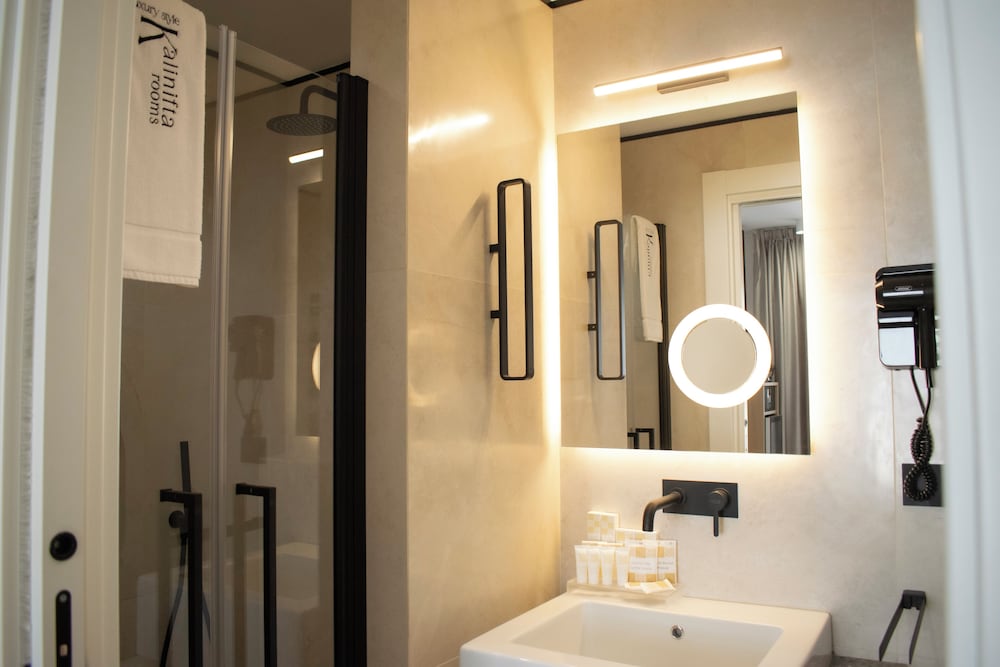 Kalinifta Rooms Luxury Style