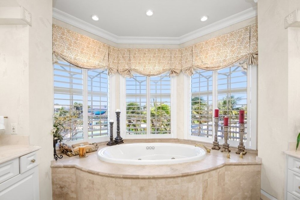Raptiva Captiva Island 3 Bedroom Home