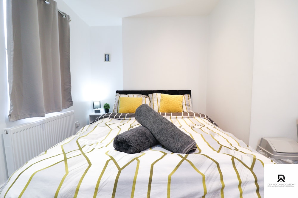 3-bed House in London Near the O2 Arena & Excel