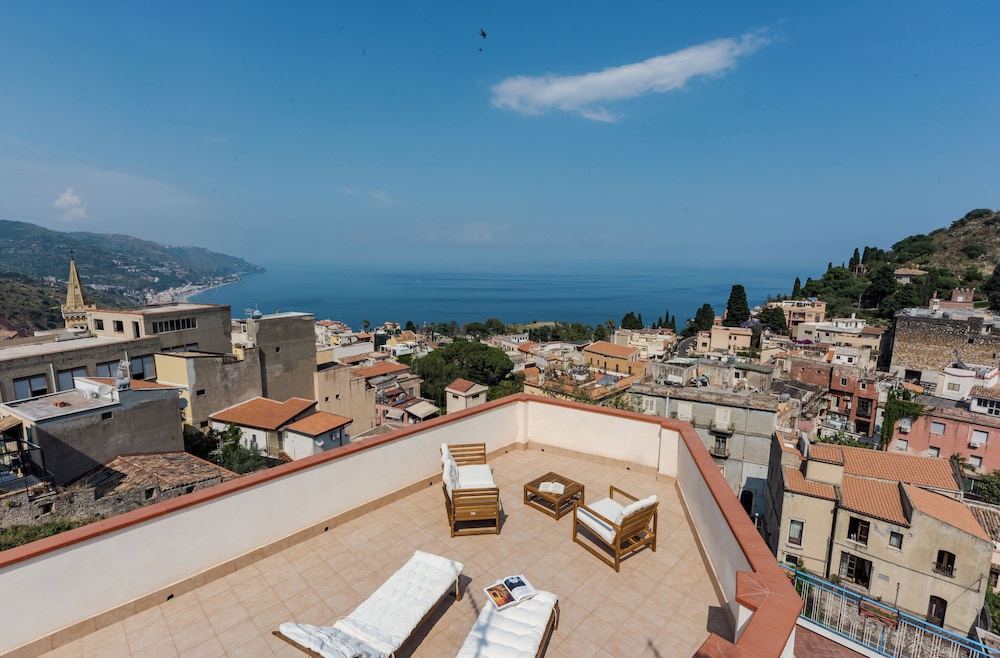 Giardino degli Aranci with Terrace by Wonderful Italy