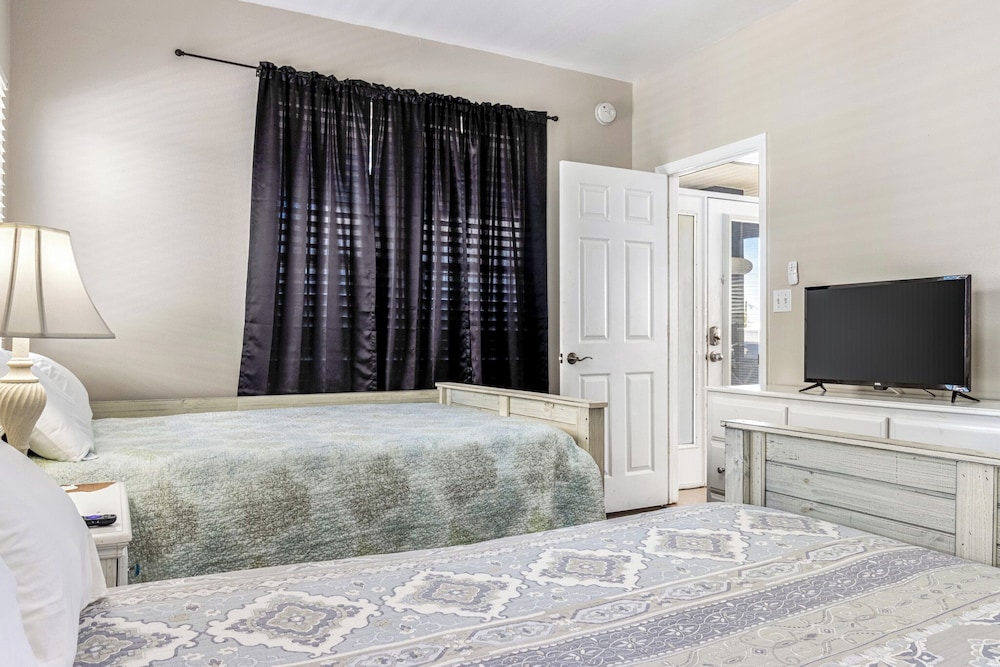 Poseidon Palace by Southern Vacation Rentals