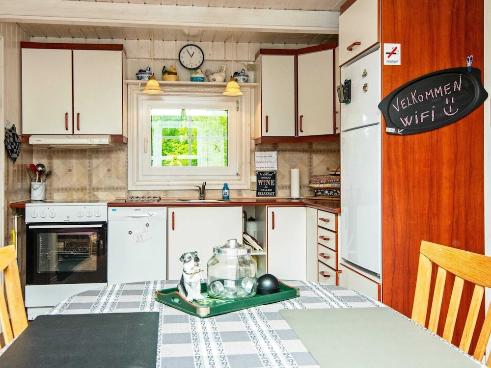 5 Person Holiday Home in Hemmet view 4