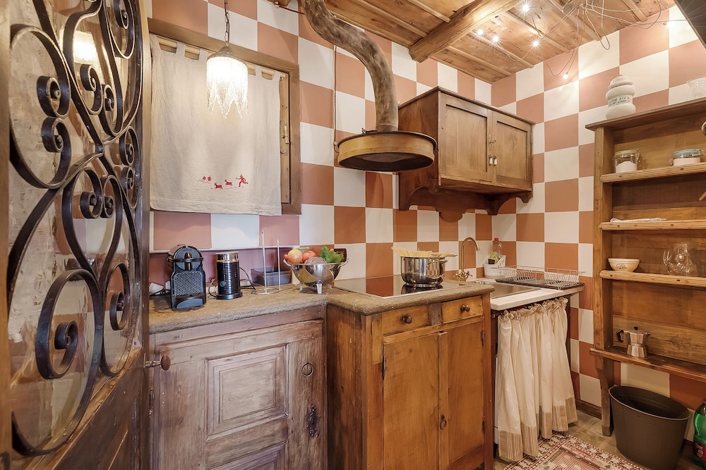 Grange Romantic Retreat Mountain View