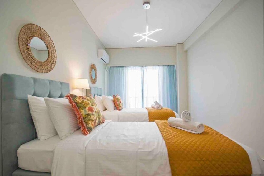 Alkuoni lux Flat at P Faliro