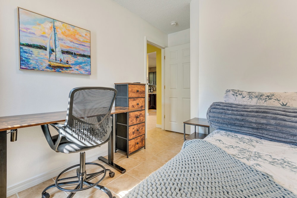 3 Mi to Beach: Quiet Gulf Breeze Gem Near Dtwn