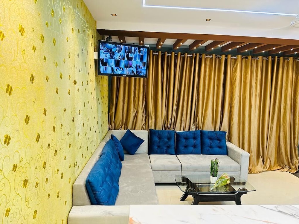 Hotel SY Comforts