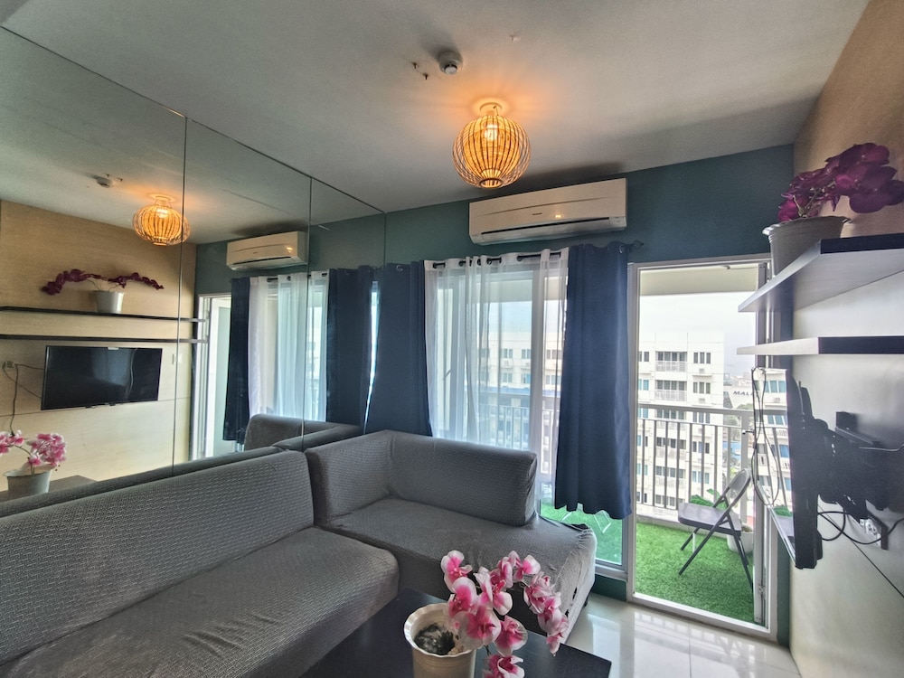 Premiere Haven at Sea Residences