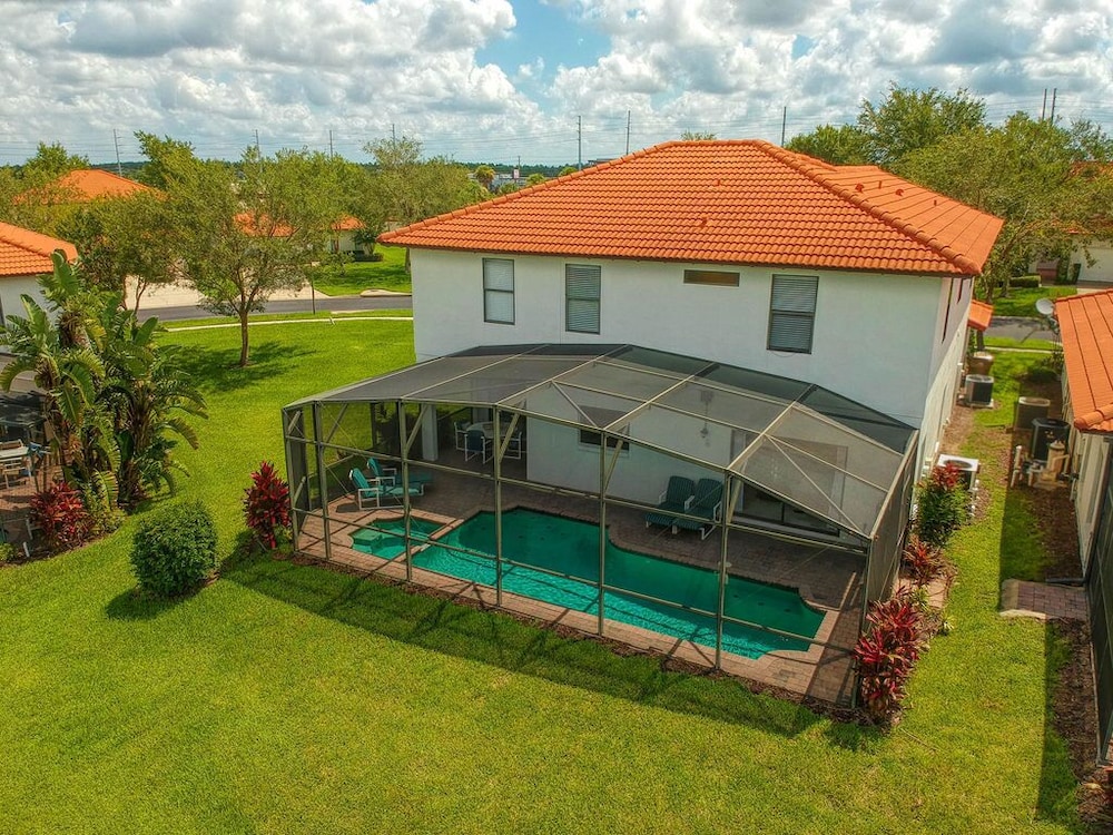High Grove 5 Bedrooms & Private Pool view 5