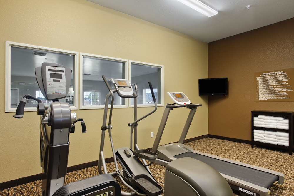 Dickinson Vacations - Microtel Inn  Suites by Wyndham Dickinson - Property Image 6