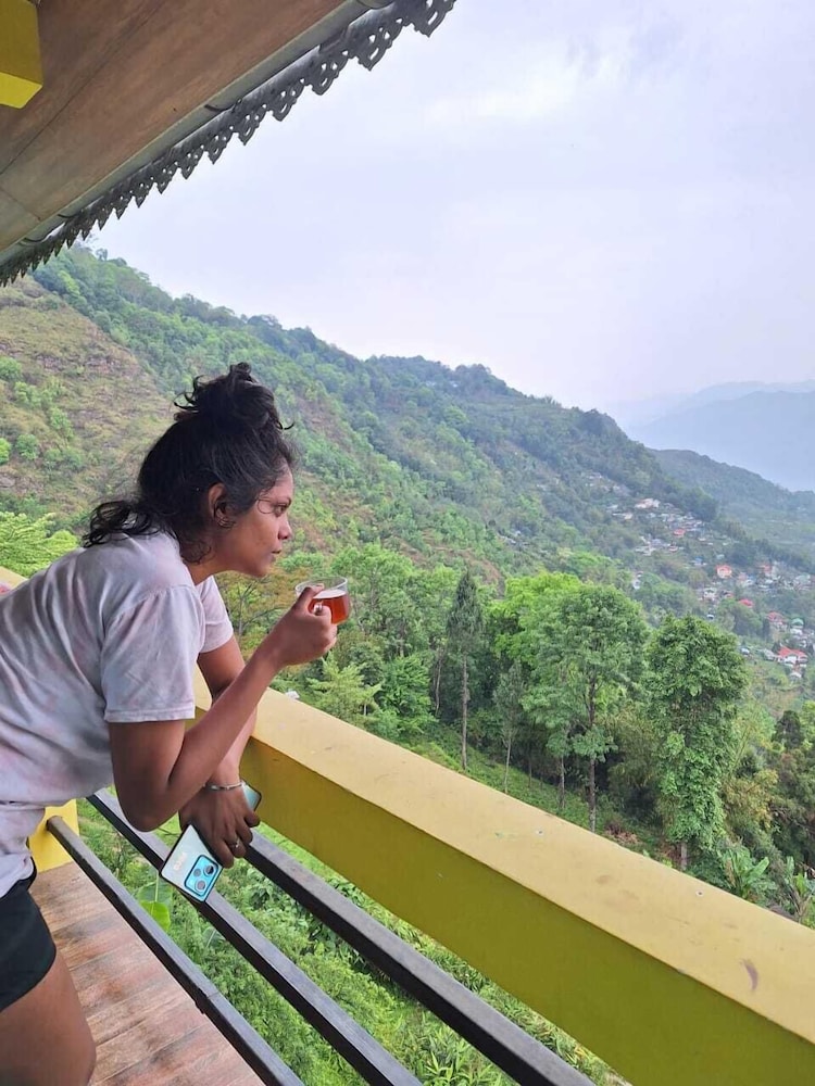 Nambang Homestay Tinchuley