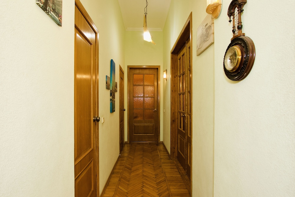 LUXKV Apartment on Sadovaya