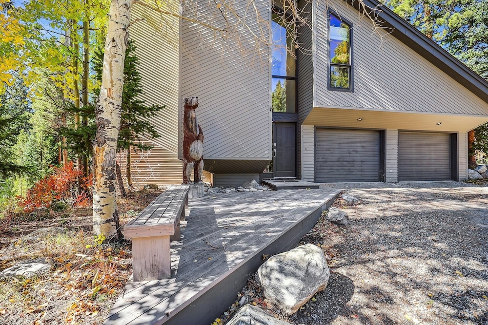 Summit Solitude Estate 3 Bedroom Home