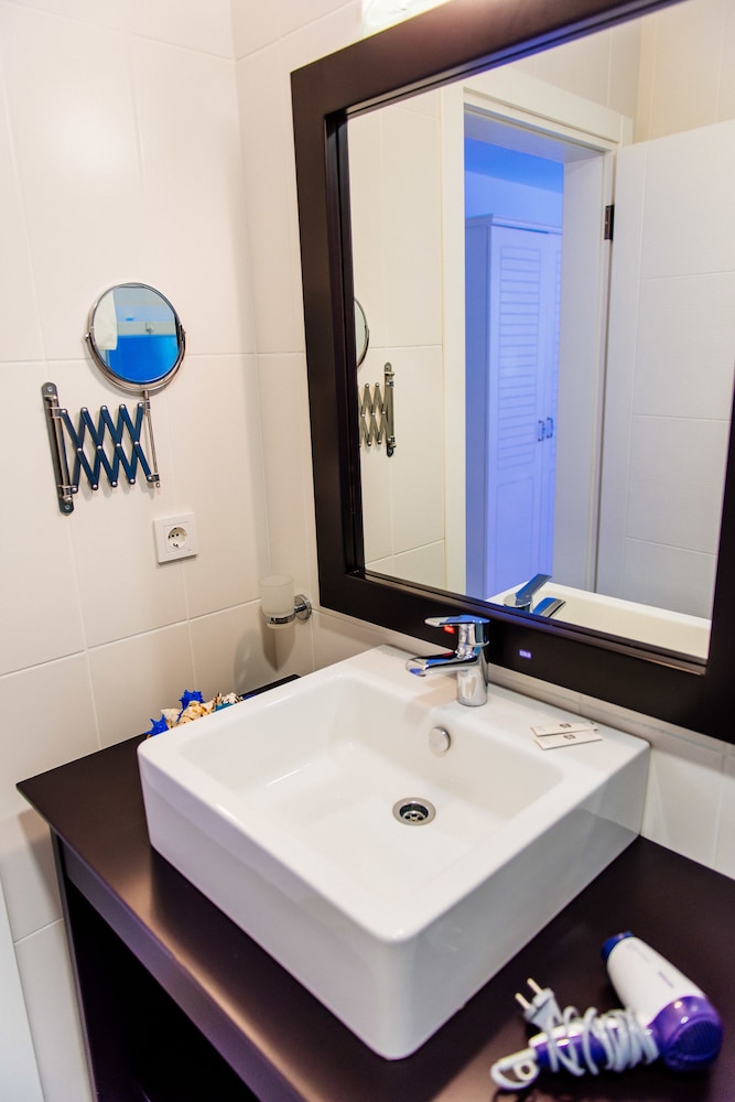 Via Farilya Otel - Image 13