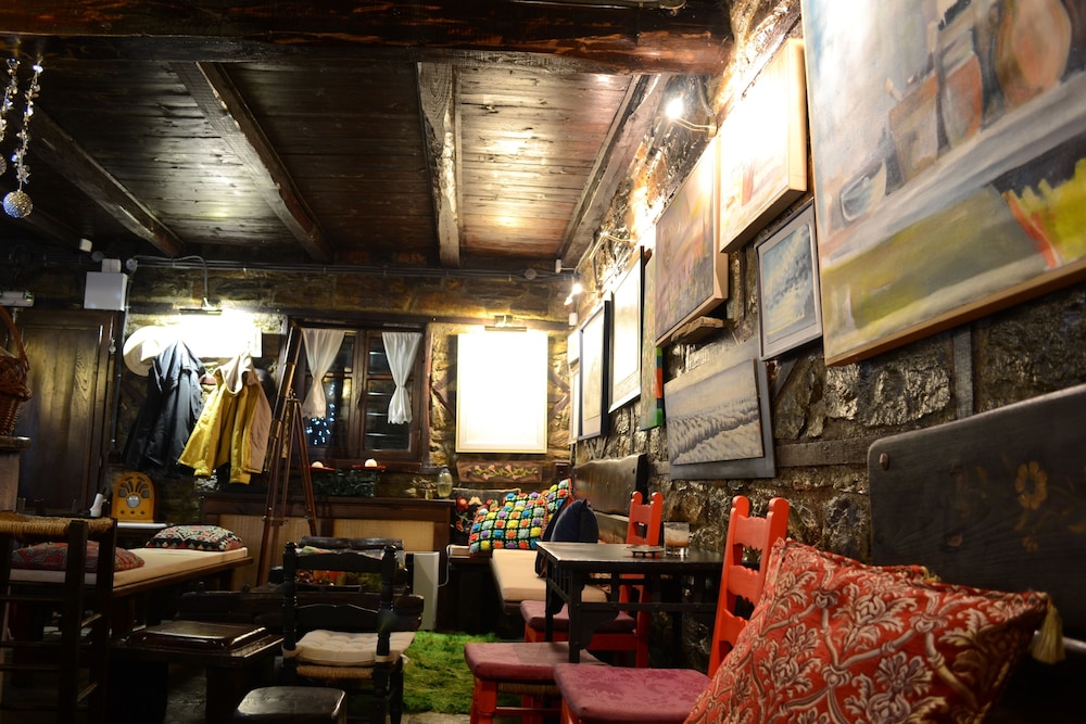 Apalni Cottage