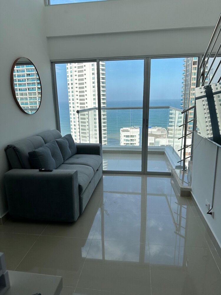 Apartamento loft de 1hab vista al mar