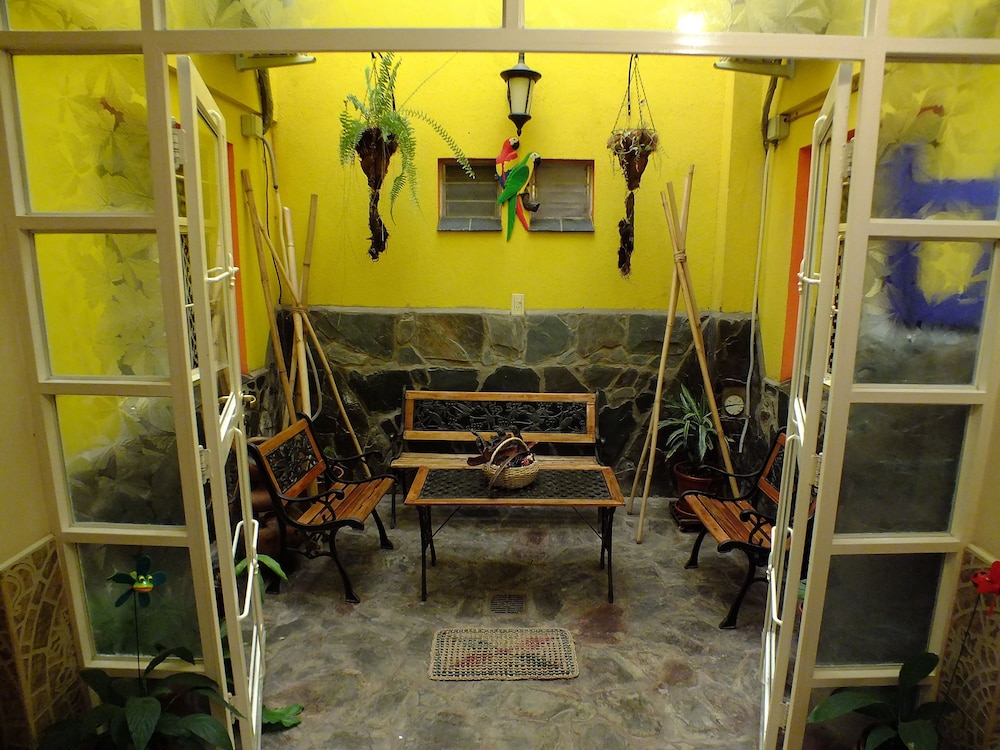 La Casa de Mia Mama