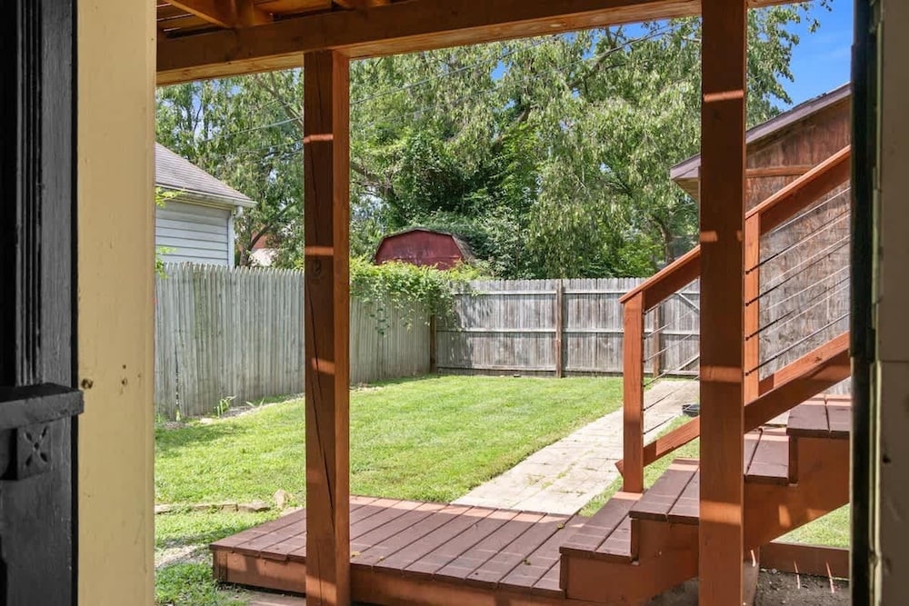 Prime Location Clean Top Rated Free Parking