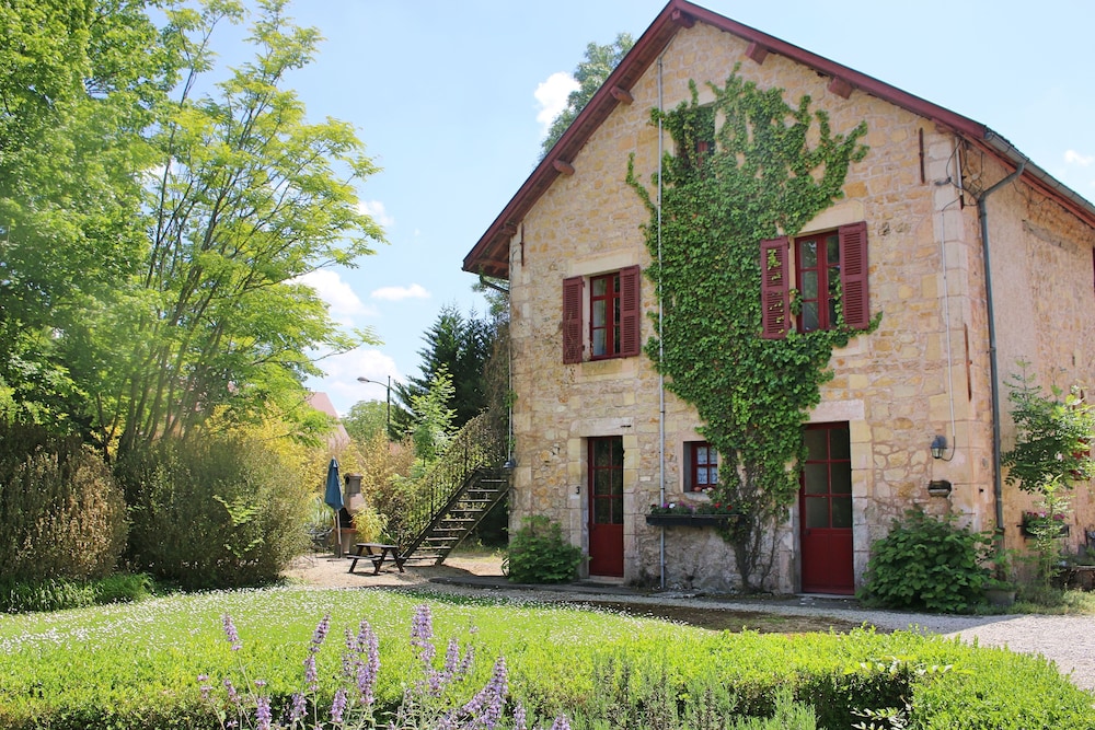 Le Pavillon de St. Agnan